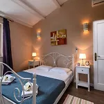 Casa vacanze Spacious House / Pool / Jacuzzi / Playground / 6+2