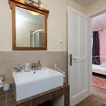 Spacious House / Pool / Jacuzzi / Playground / 6+2 Rakalj
